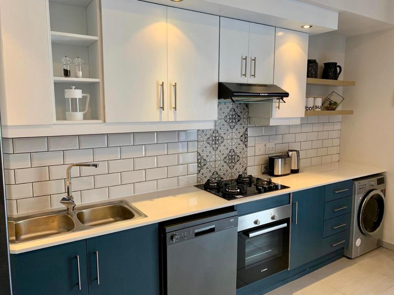 Oyster Lagoon Villa - Luxurious 2 Bed Apartment In Книсна Екстер'єр фото