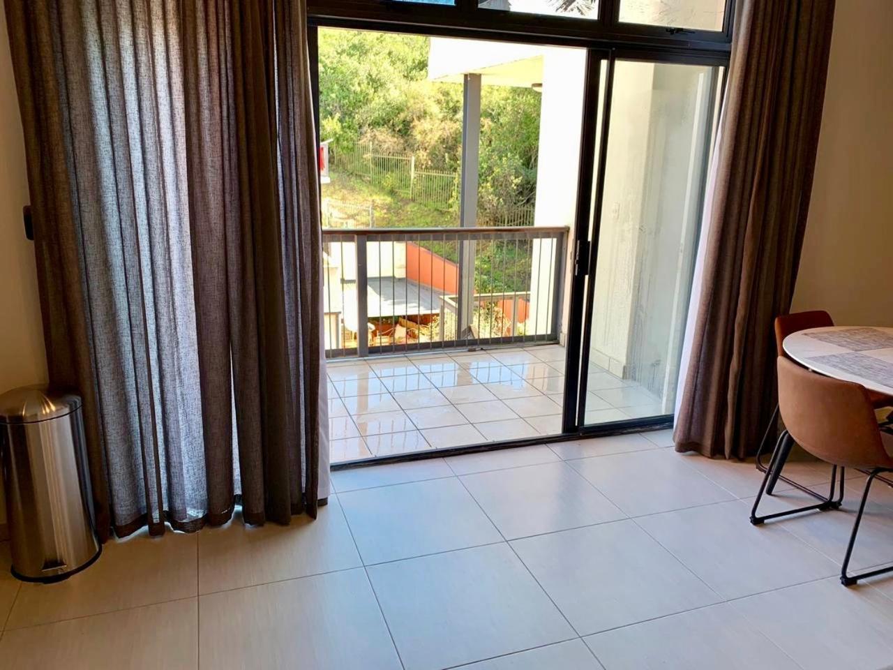 Oyster Lagoon Villa - Luxurious 2 Bed Apartment In Книсна Екстер'єр фото
