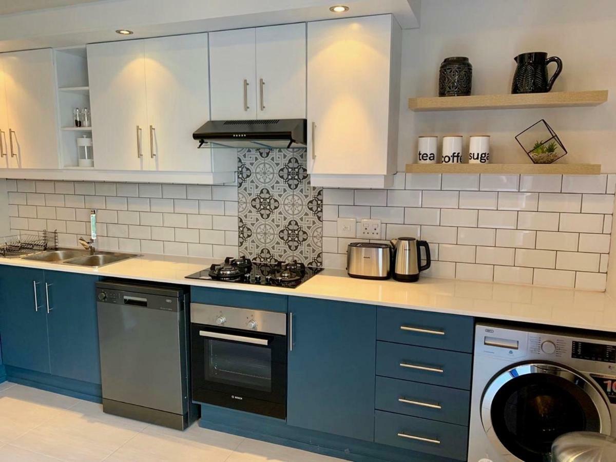 Oyster Lagoon Villa - Luxurious 2 Bed Apartment In Книсна Екстер'єр фото