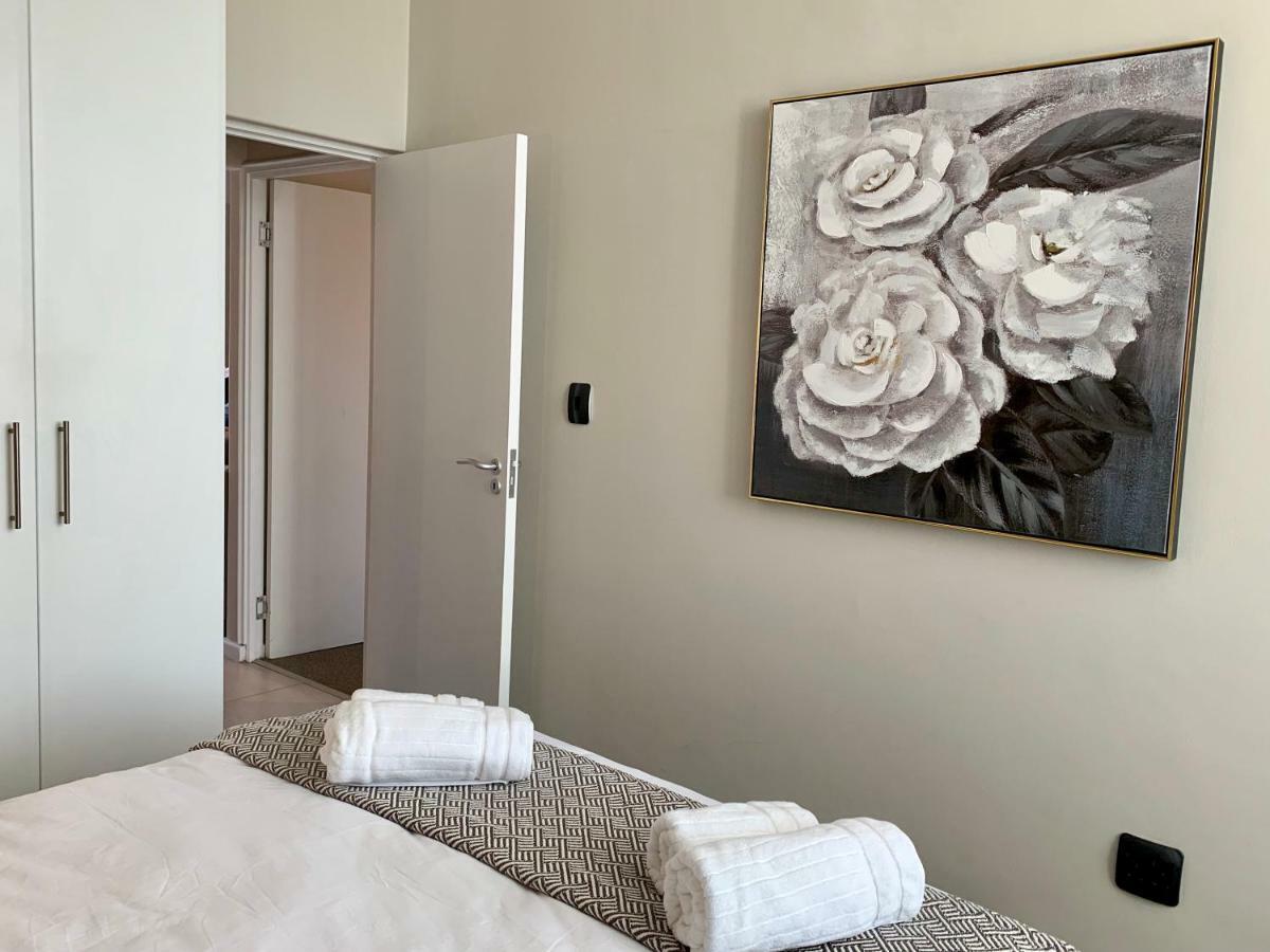 Oyster Lagoon Villa - Luxurious 2 Bed Apartment In Книсна Екстер'єр фото